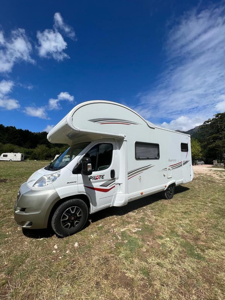 Camper Rent Motorhome Albanian Τίρανα Εξωτερικό φωτογραφία